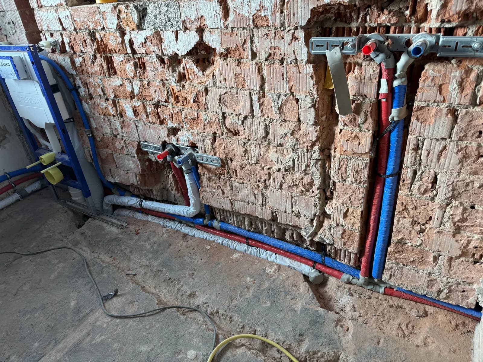 Rohinstallation